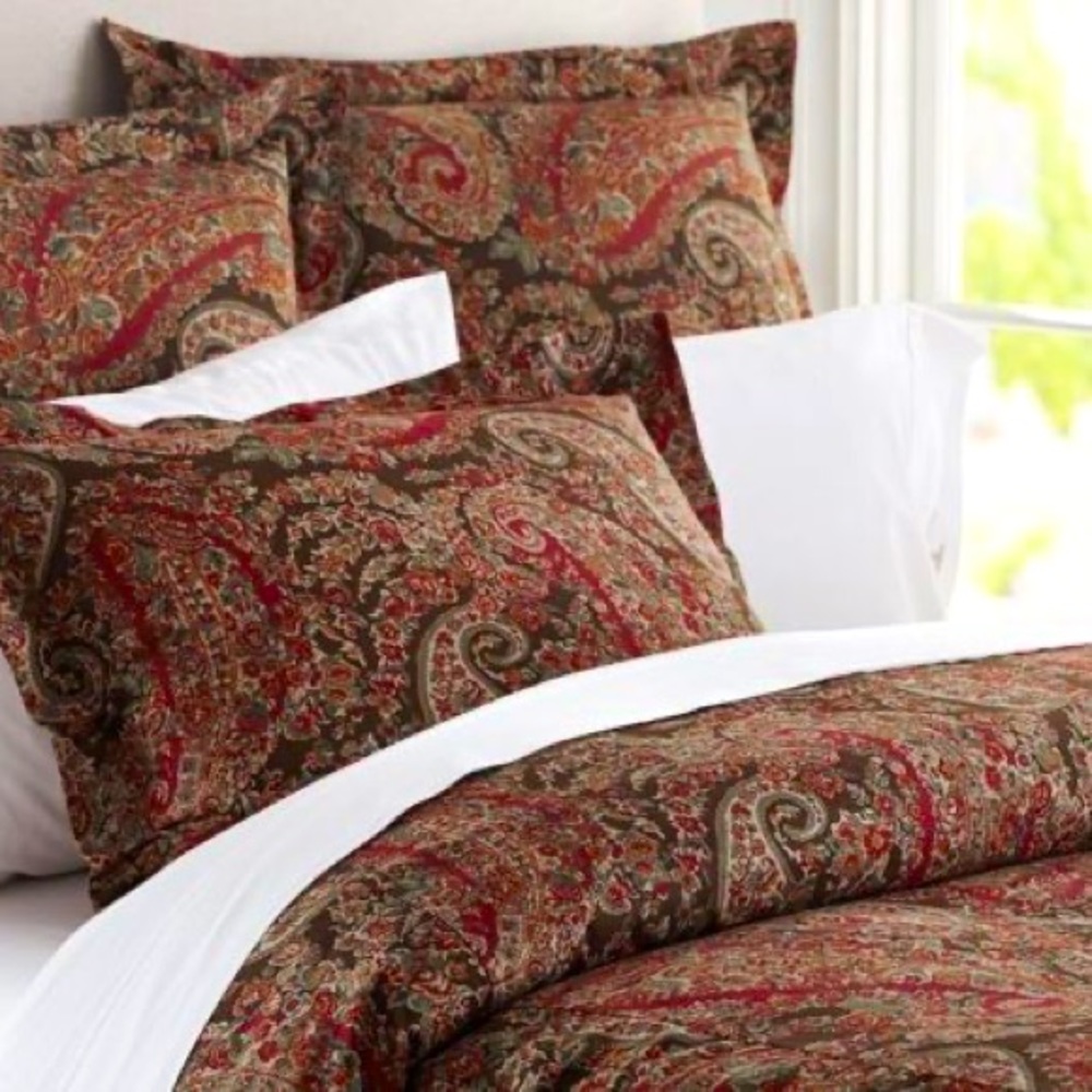 Pottery Barn Carrie Paisley King/Cal King duvet cover, & two (2) King shams